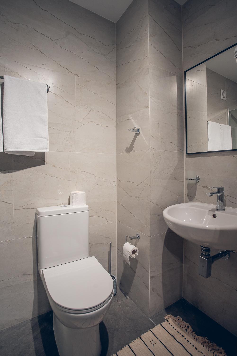 Apart4You Hotel คีชีเนา ภายนอก รูปภาพ