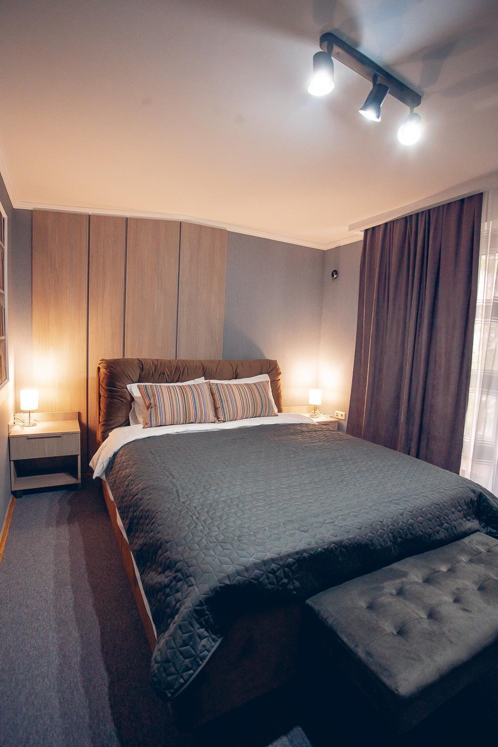 Apart4You Hotel คีชีเนา ภายนอก รูปภาพ