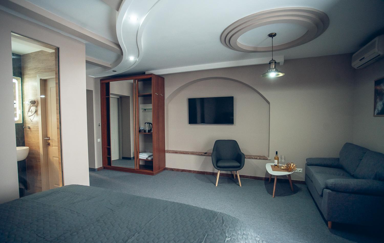 Apart4You Hotel คีชีเนา ภายนอก รูปภาพ